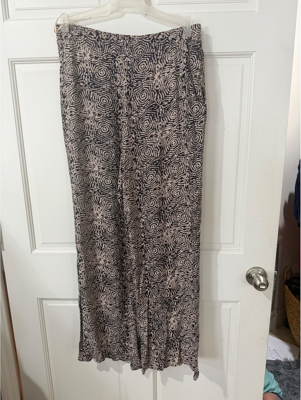 Solitaire Women's Patterned Wide-Leg Pants Size L